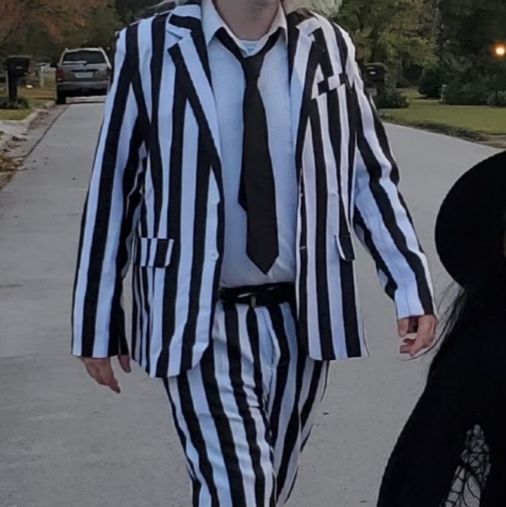 Mens Beetlejuice Suit